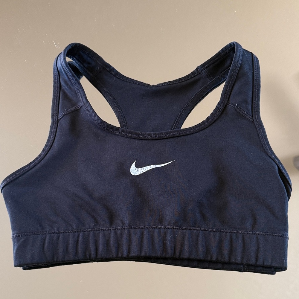 Nike Women's black sportsbra